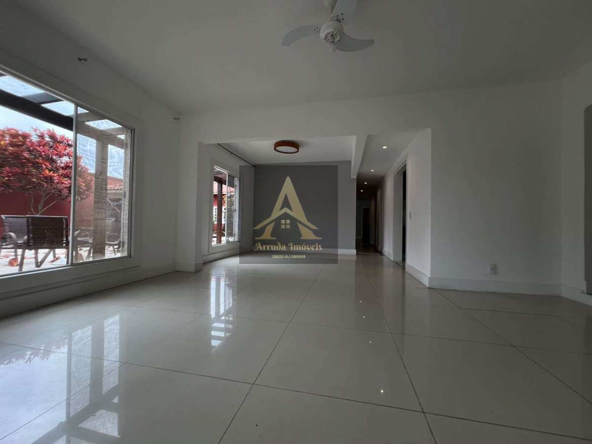 Casa, 4 quartos, 250 m² - Foto 4