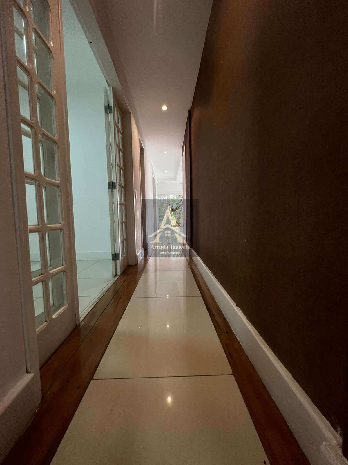Casa, 4 quartos, 250 m² - Foto 13