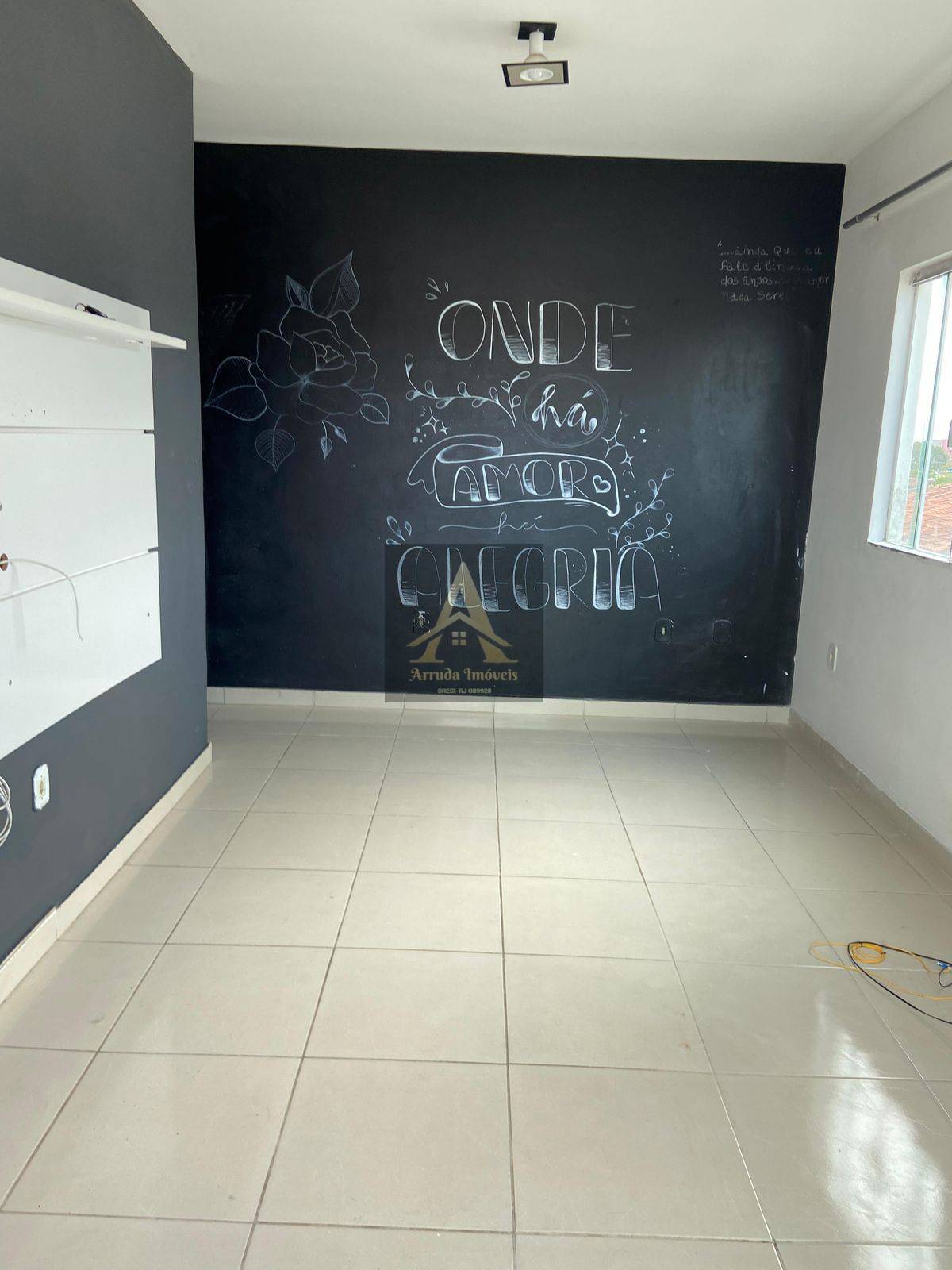 Apartamento à venda com 2 quartos, 73m² - Foto 4